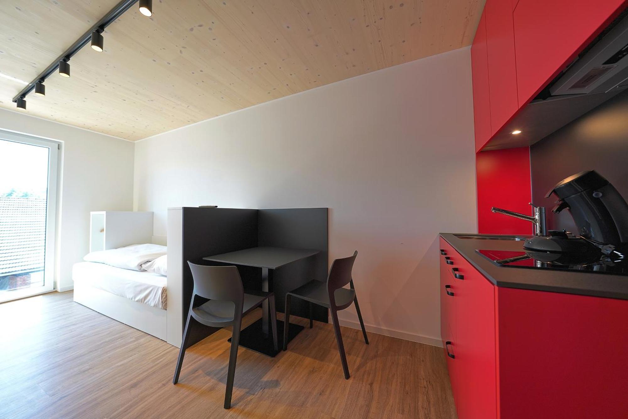 Timber One Boardinghouse Dorfen Aparthotel Екстериор снимка