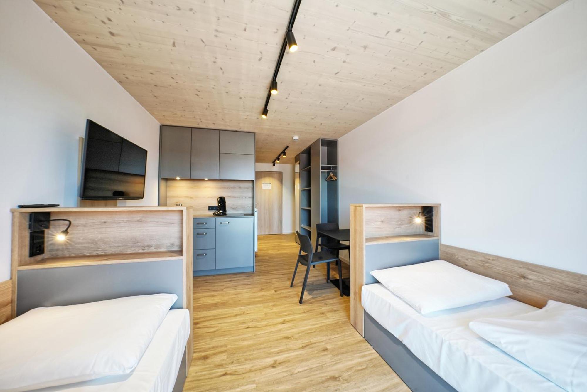 Timber One Boardinghouse Dorfen Aparthotel Екстериор снимка