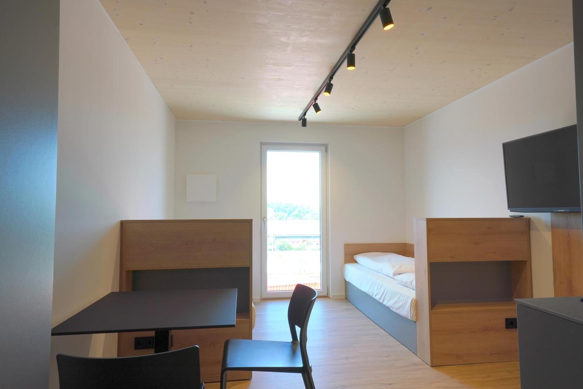 Timber One Boardinghouse Dorfen Aparthotel Екстериор снимка