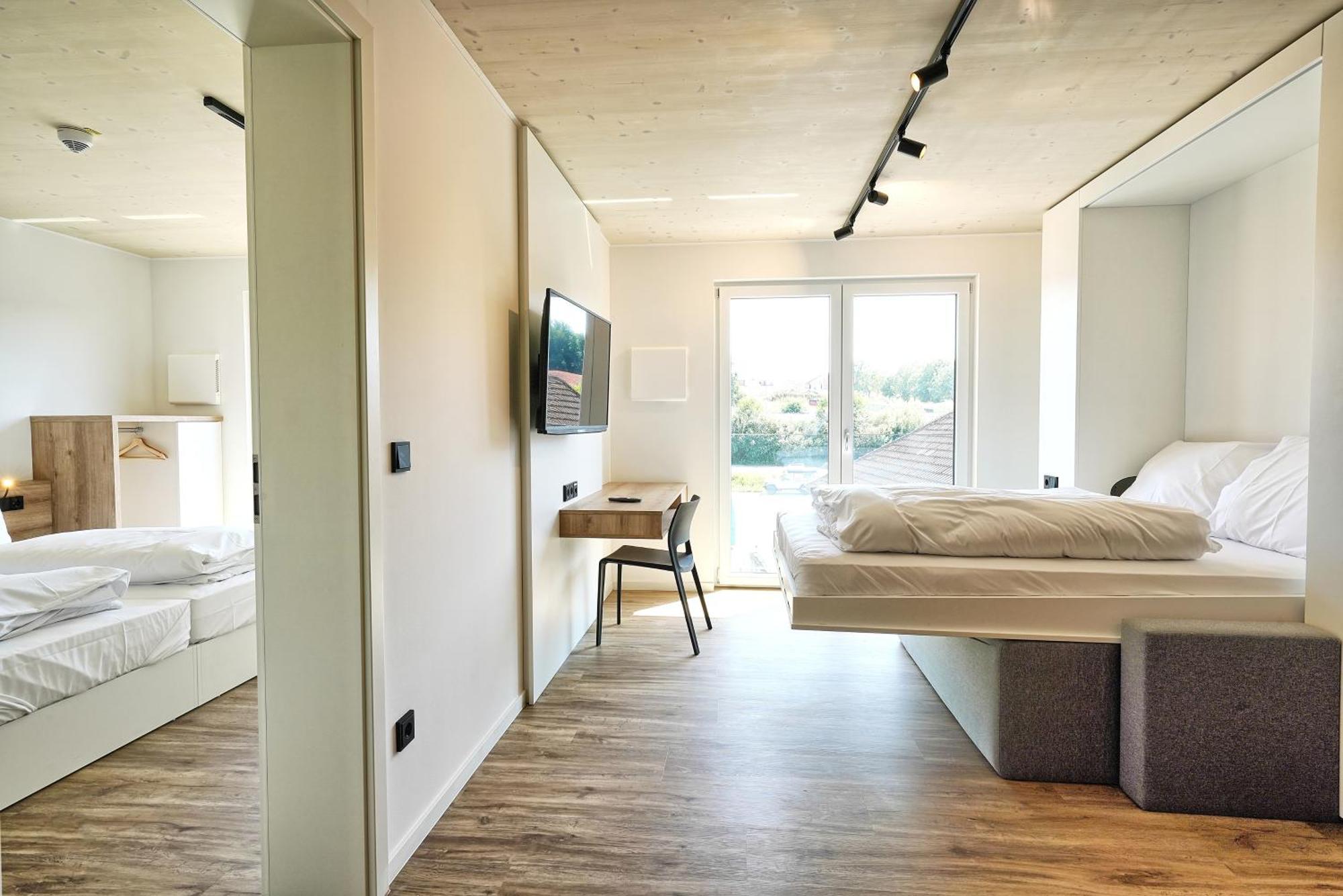 Timber One Boardinghouse Dorfen Aparthotel Екстериор снимка