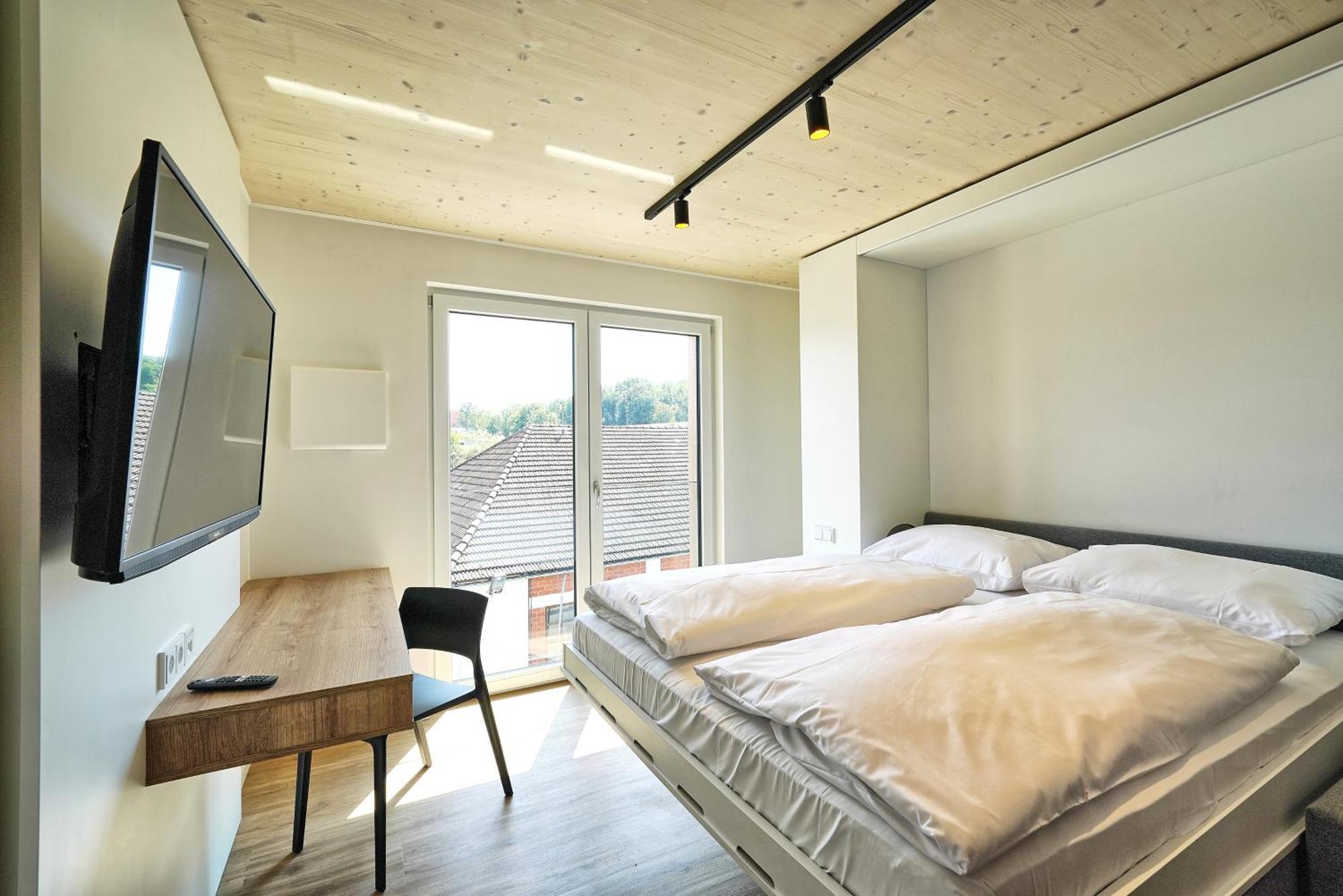 Timber One Boardinghouse Dorfen Aparthotel Екстериор снимка
