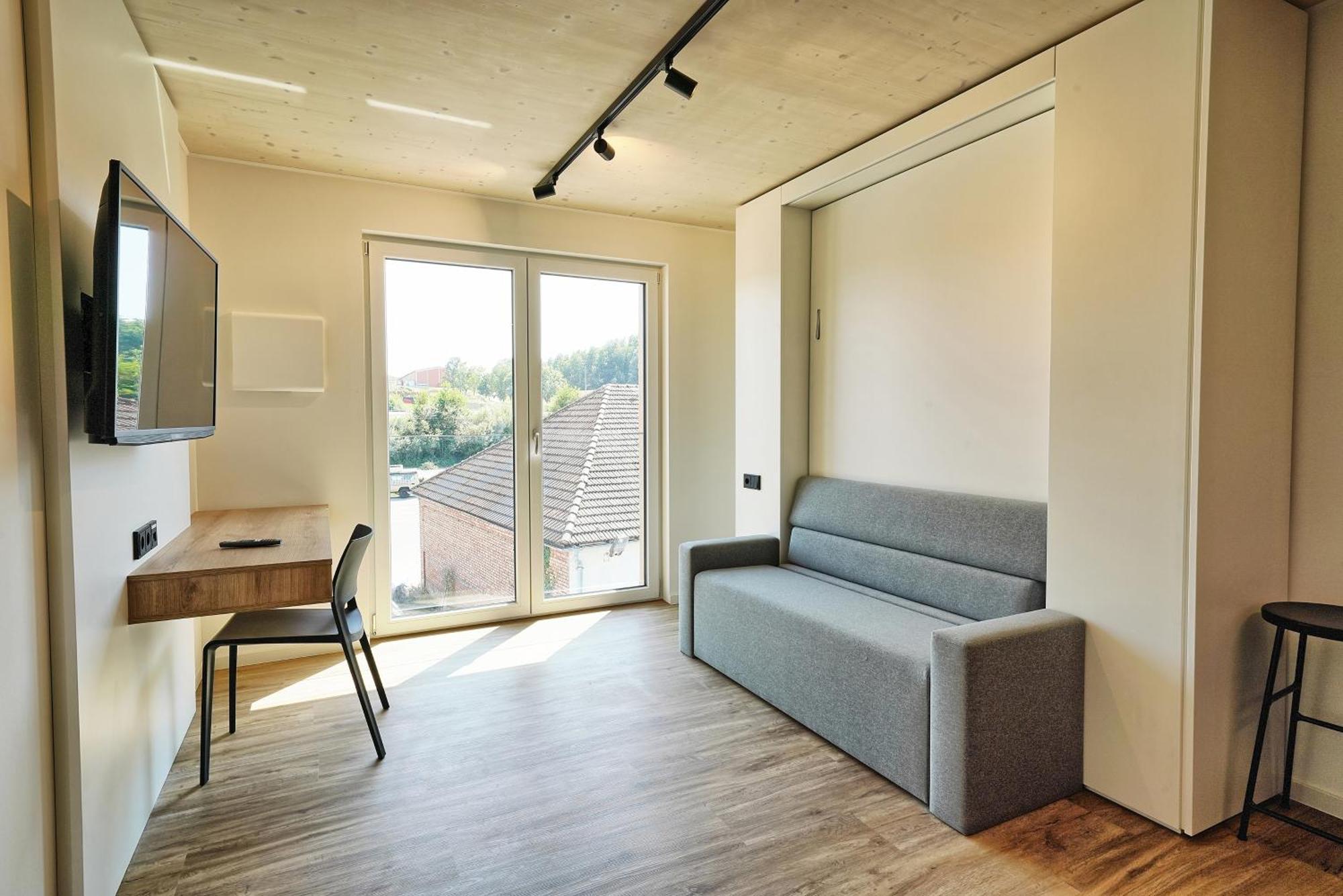 Timber One Boardinghouse Dorfen Aparthotel Екстериор снимка