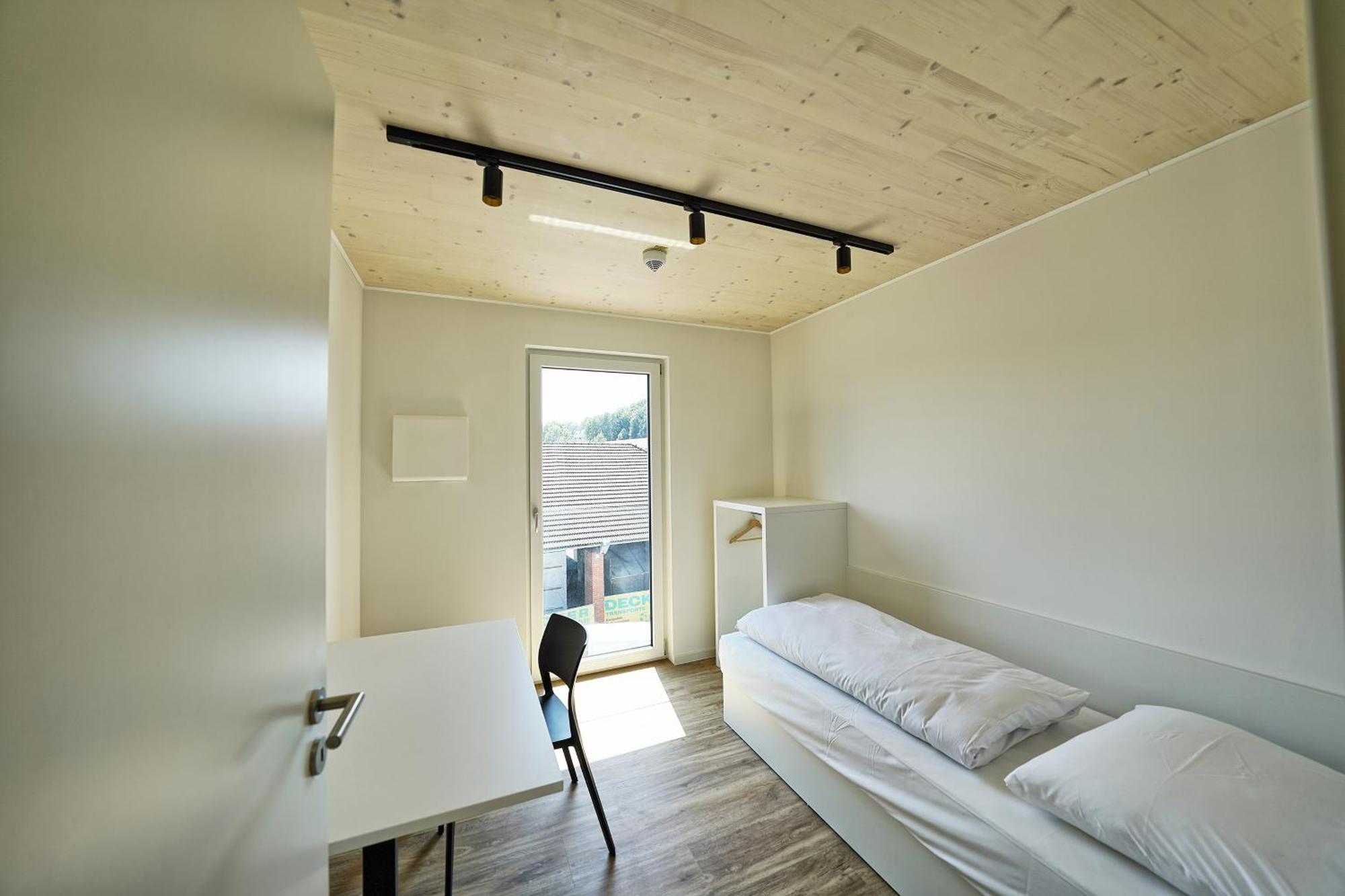 Timber One Boardinghouse Dorfen Aparthotel Екстериор снимка