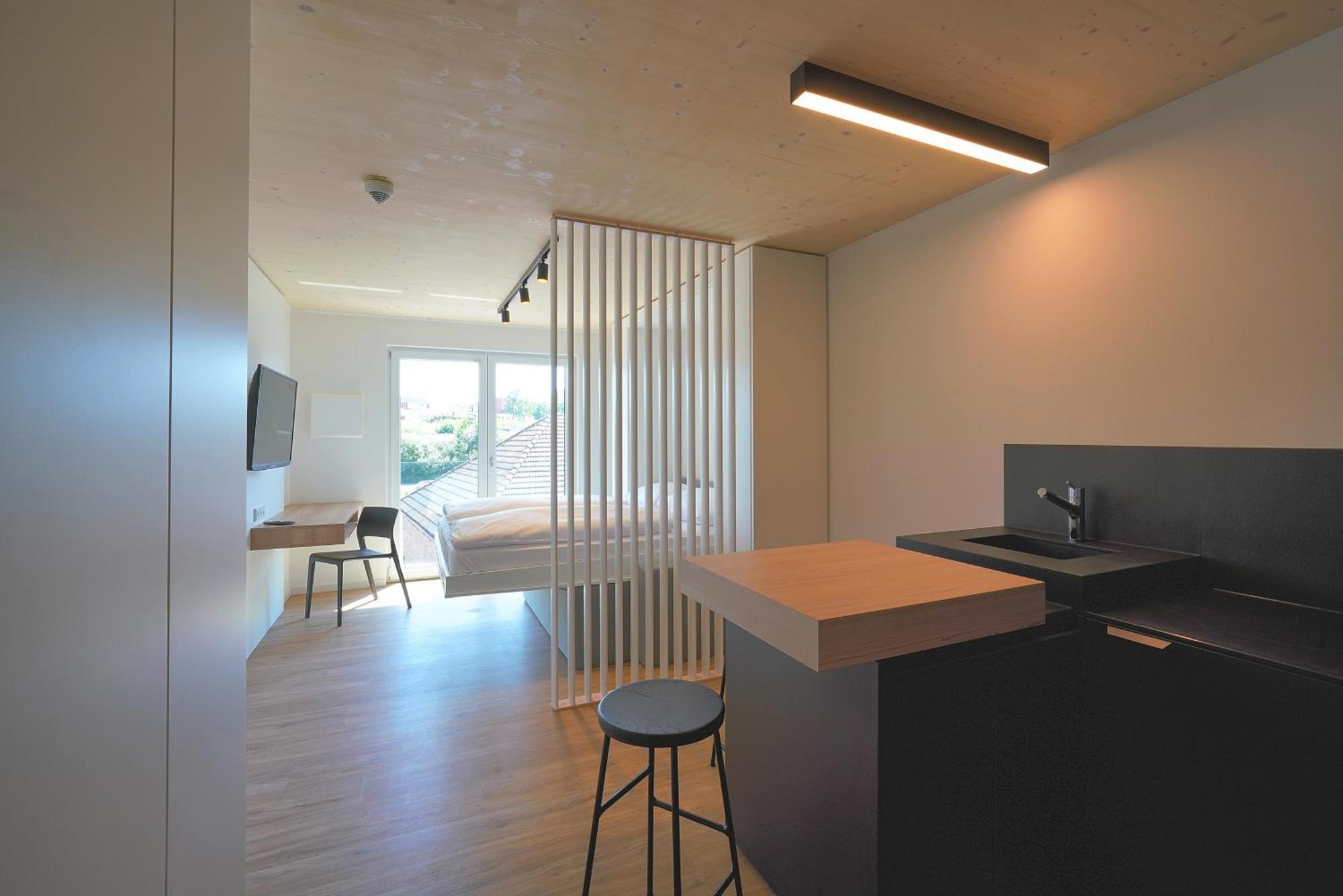 Timber One Boardinghouse Dorfen Aparthotel Екстериор снимка