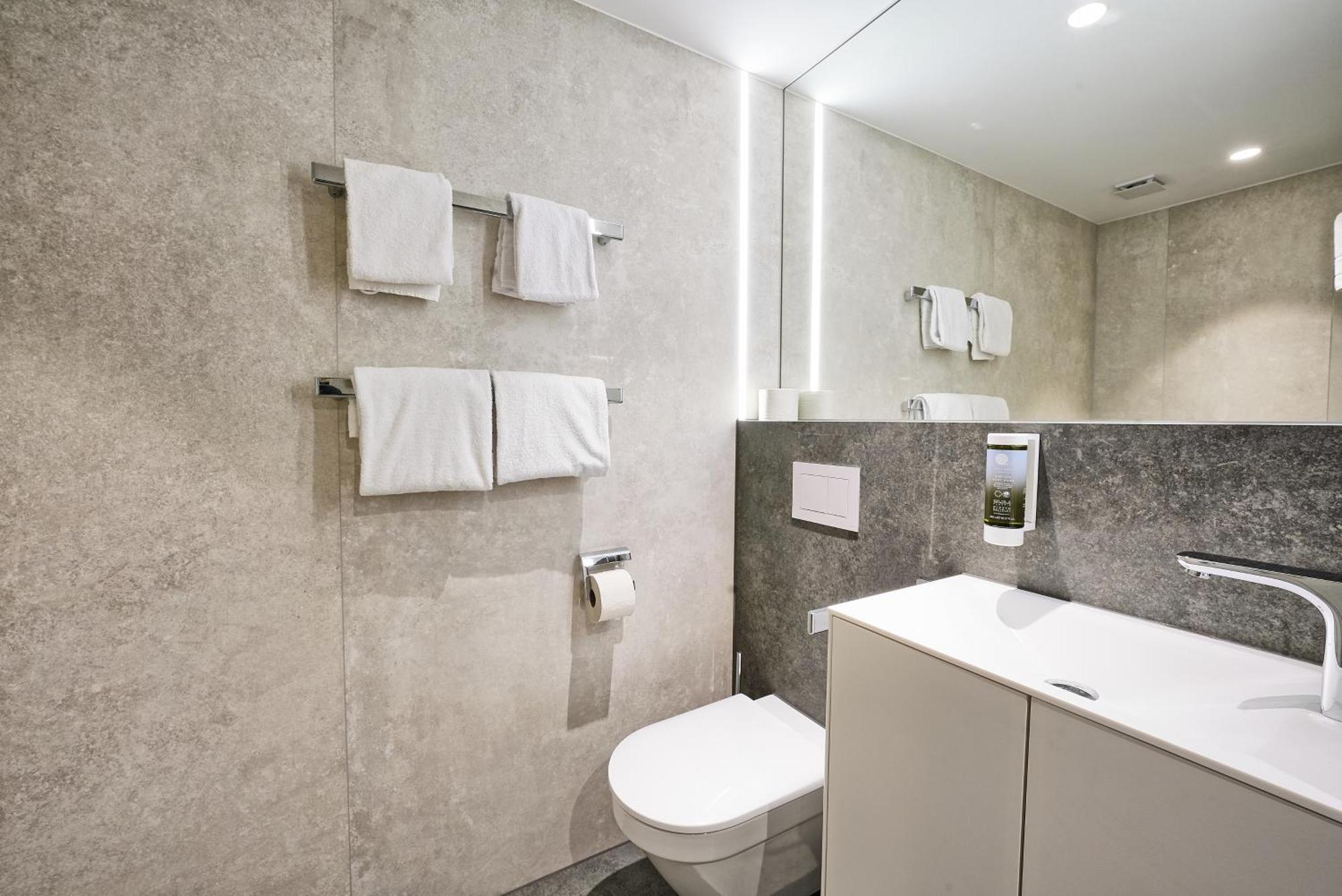 Timber One Boardinghouse Dorfen Aparthotel Екстериор снимка